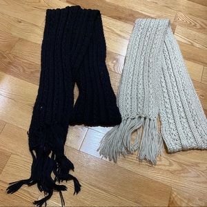 Black and tan knit scarves